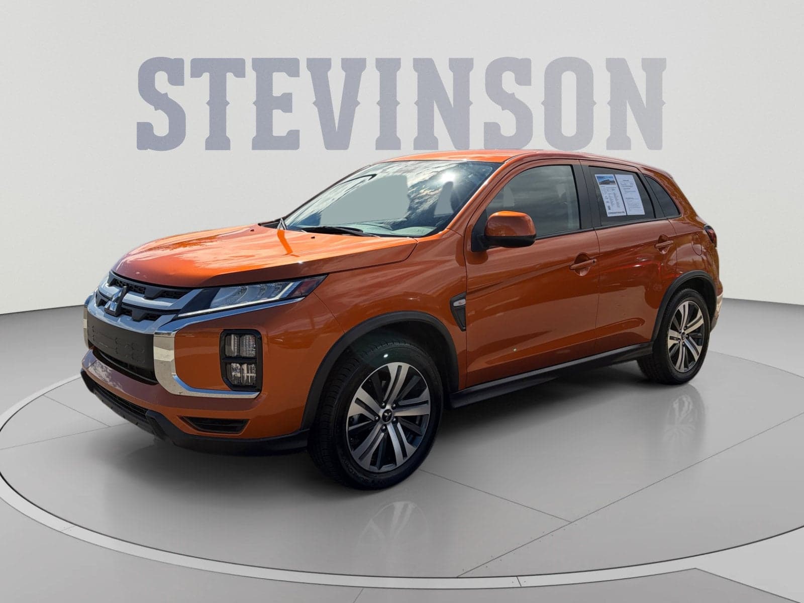 2024 Mitsubishi Outlander Sport LE — photo 1 of 33