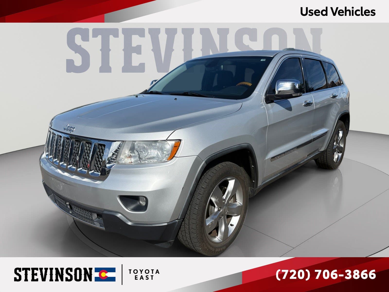 2011 Jeep Grand Cherokee Overland — photo 1 of 32