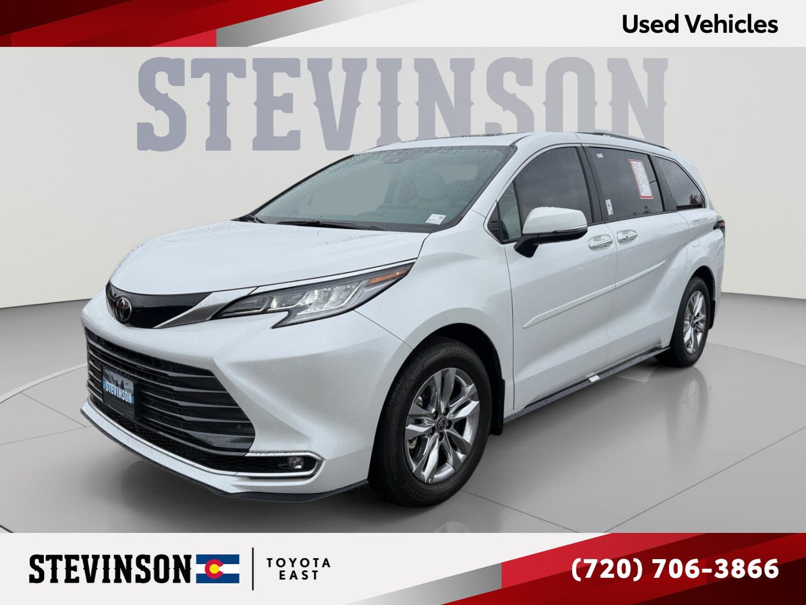 2026 Toyota Sienna Limited — photo 1 of 32