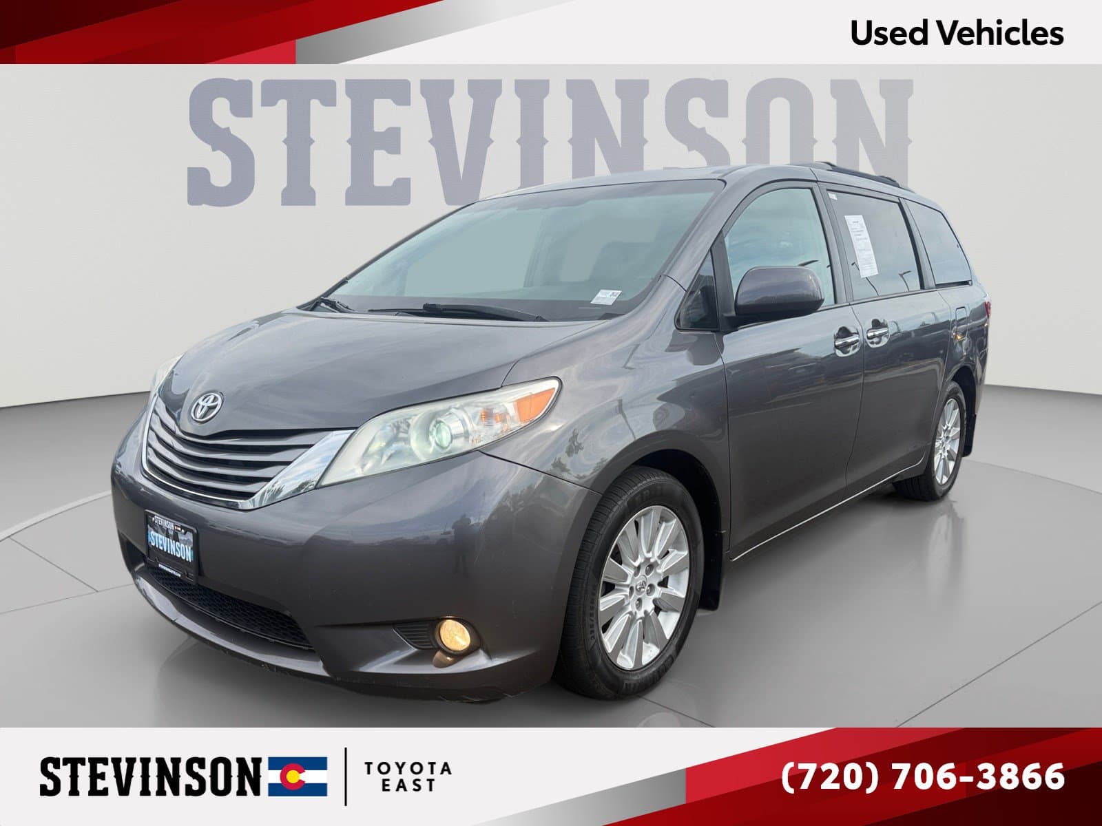 2015 Toyota Sienna Base — photo 1 of 34