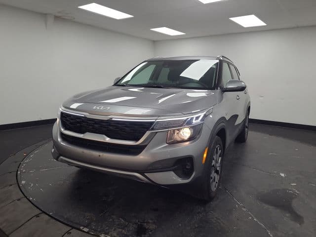2022 Kia Seltos EX — photo 1 of 35