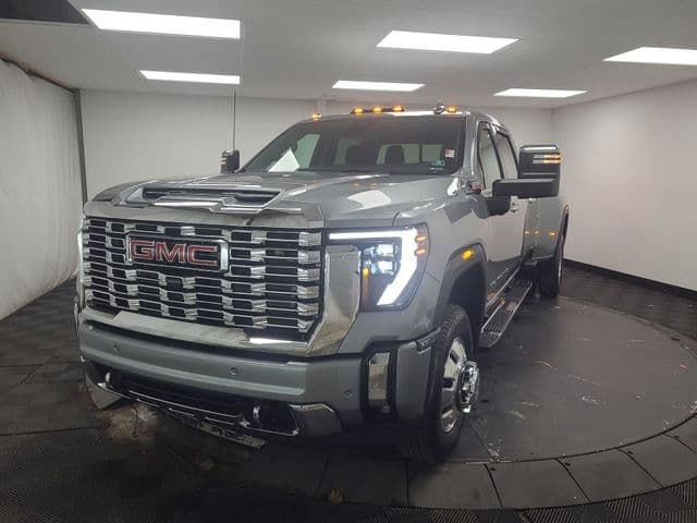 2026 GMC Sierra 3500HD Denali — photo 1 of 36