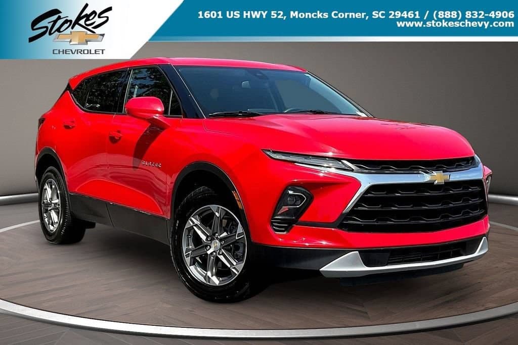 2023 Chevrolet Blazer LT — photo 1 of 37