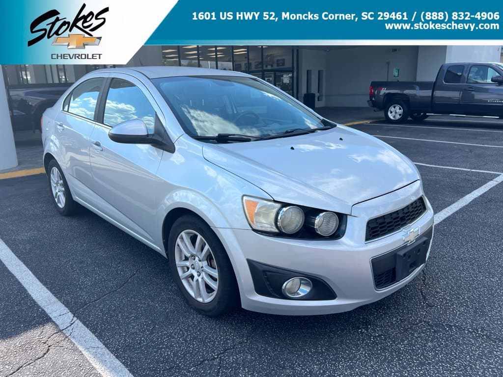2012 Chevrolet Sonic LT — photo 1 of 2