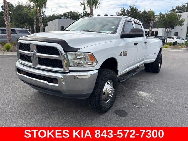 2016 RAM 3500 Tradesman — photo 1 of 12