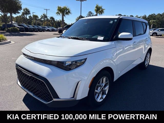 2024 Kia Soul LX — photo 1 of 12
