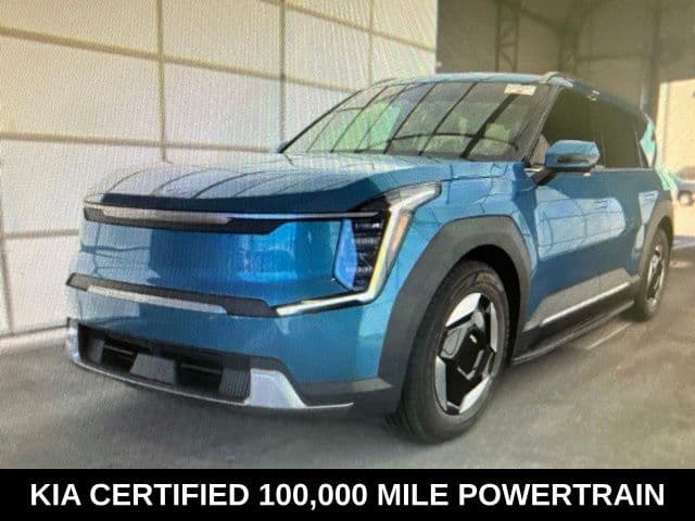 2024 Kia EV9 Wind — photo 1 of 11