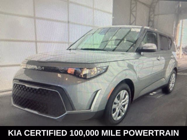 2025 Kia Soul Base — photo 1 of 9