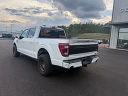 Extra Photo