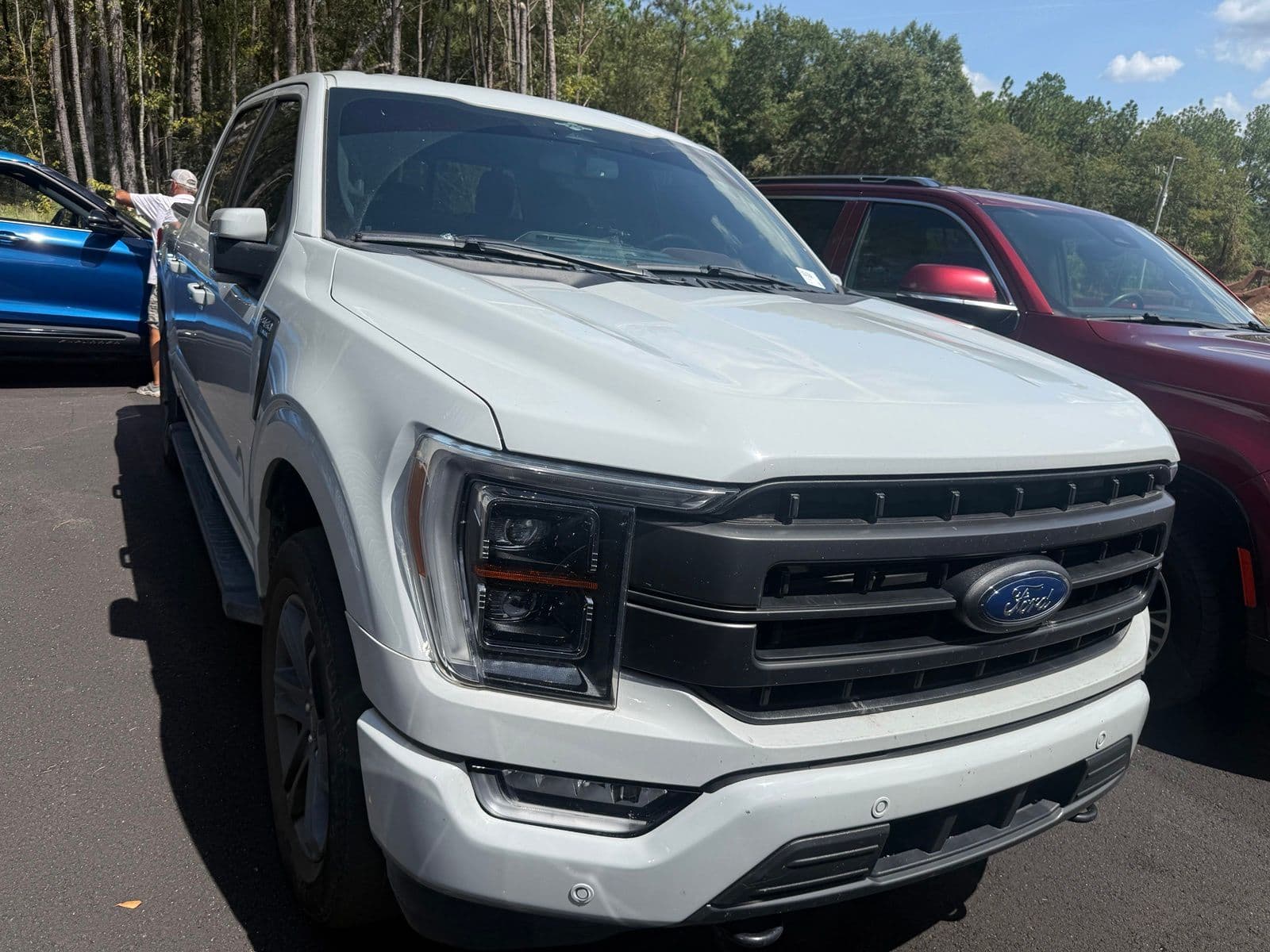 2023 Ford F-150 LARIAT — photo 1 of 5