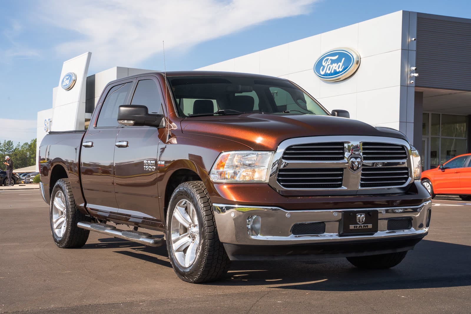2014 RAM 1500 Big Horn — photo 1 of 48