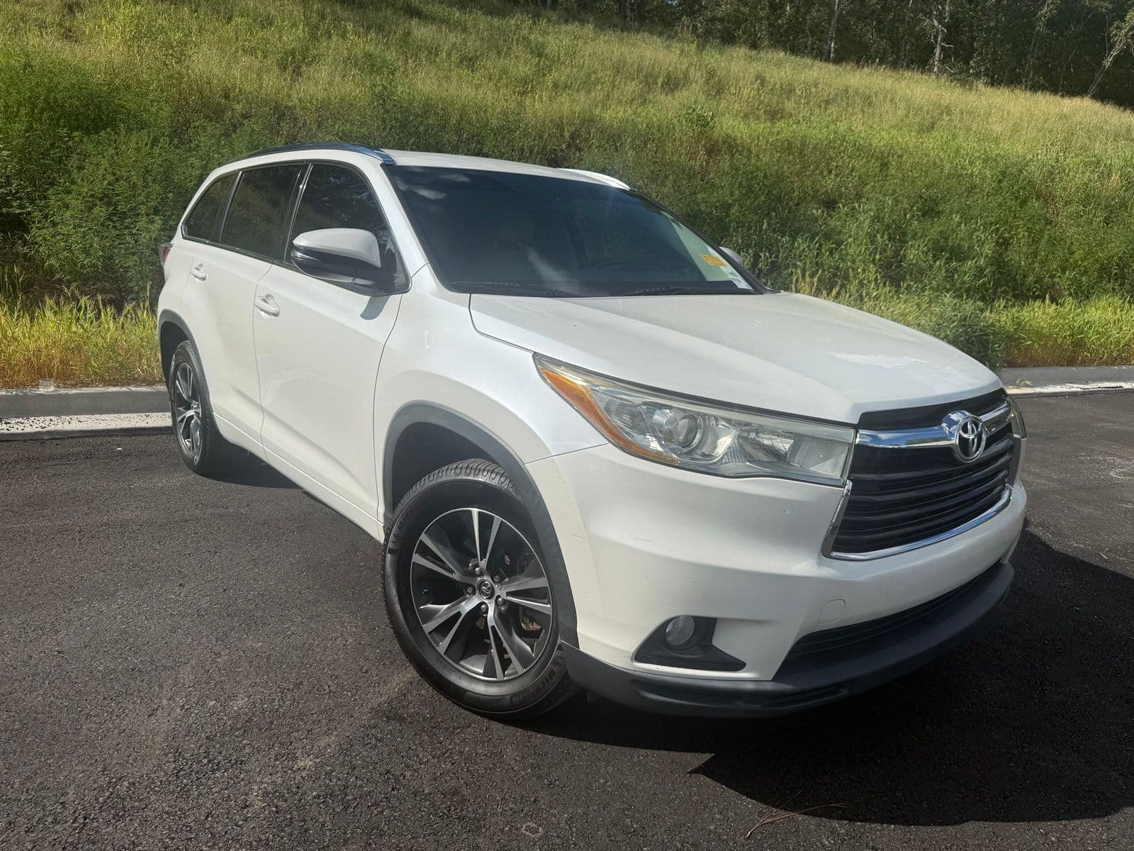 2016 Toyota Highlander XLE — photo 1 of 7
