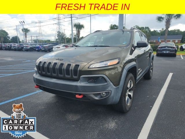 2015 Jeep Cherokee Trailhawk — photo 1 of 3