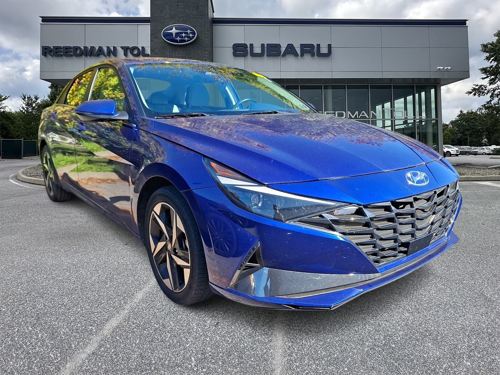 2023 Hyundai Elantra Hybrid Limited — photo 1 of 5
