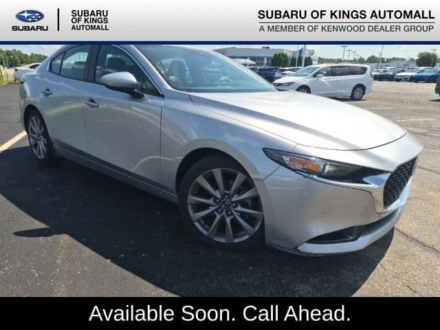 2020 Mazda Mazda3 Preferred Package — photo 1 of 11