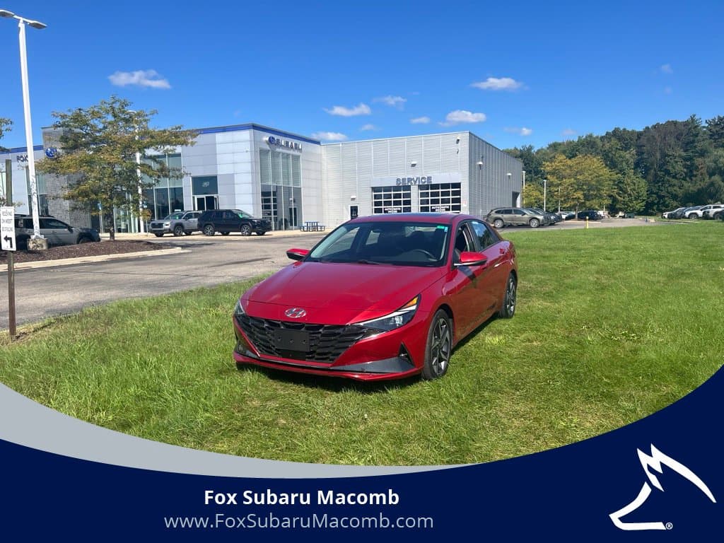 2022 Hyundai Elantra Limited — photo 1 of 15