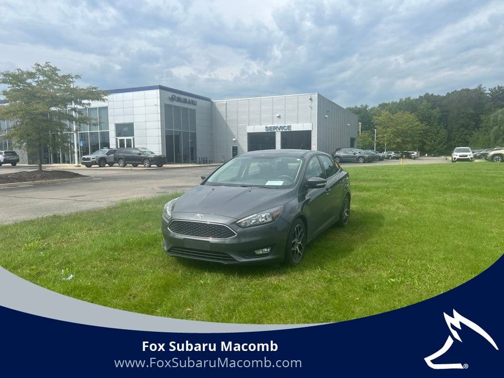 2017 Ford Focus SEL — photo 1 of 8