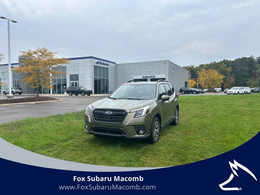 2023 Subaru Forester Premium — photo 1 of 15