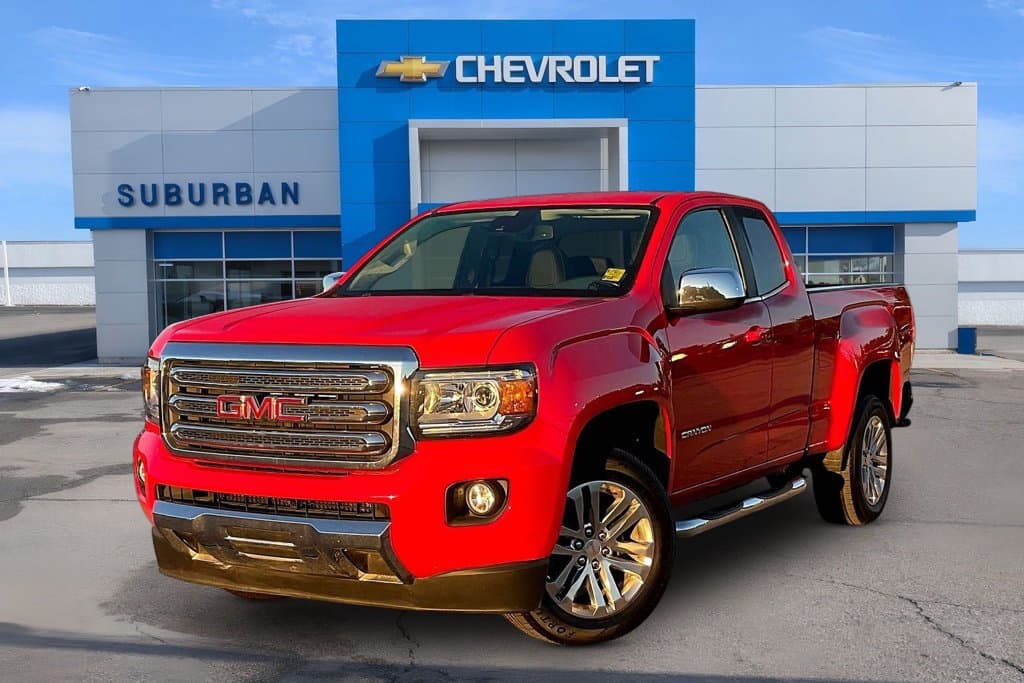 2017 GMC Canyon 2WD SLT — photo 1 of 30
