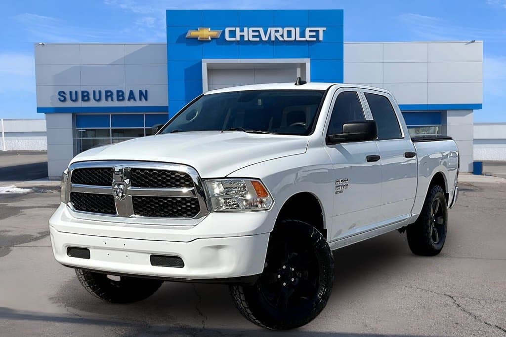 2023 RAM 1500 Classic SLT — photo 1 of 30