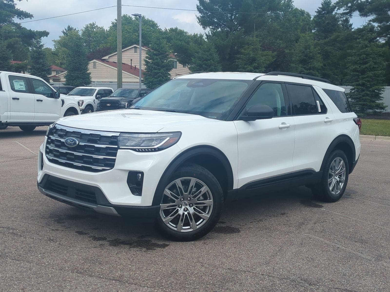 2026 Ford Explorer Active — photo 1 of 79