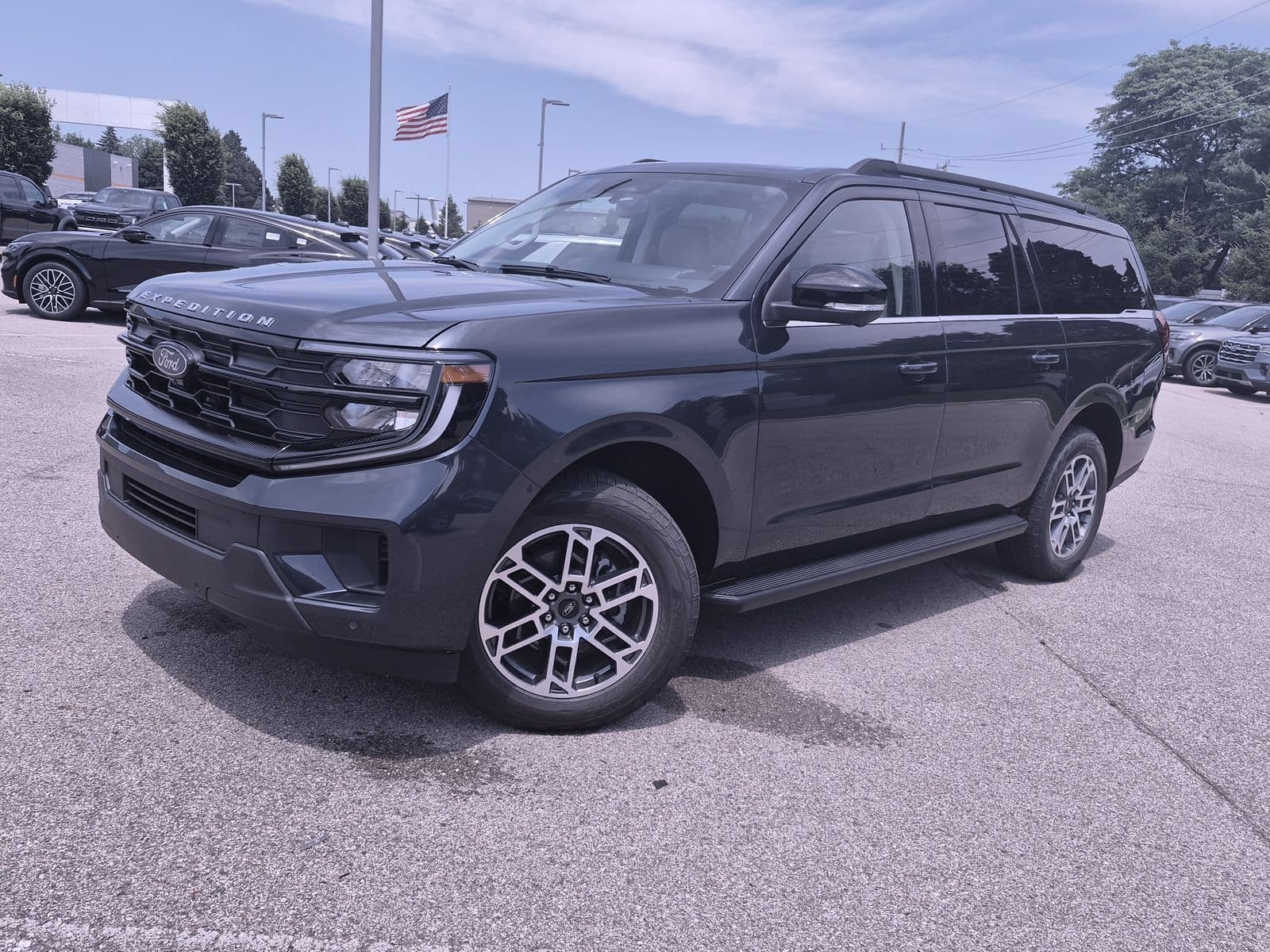 2026 Ford Expedition Max Active — photo 1 of 81