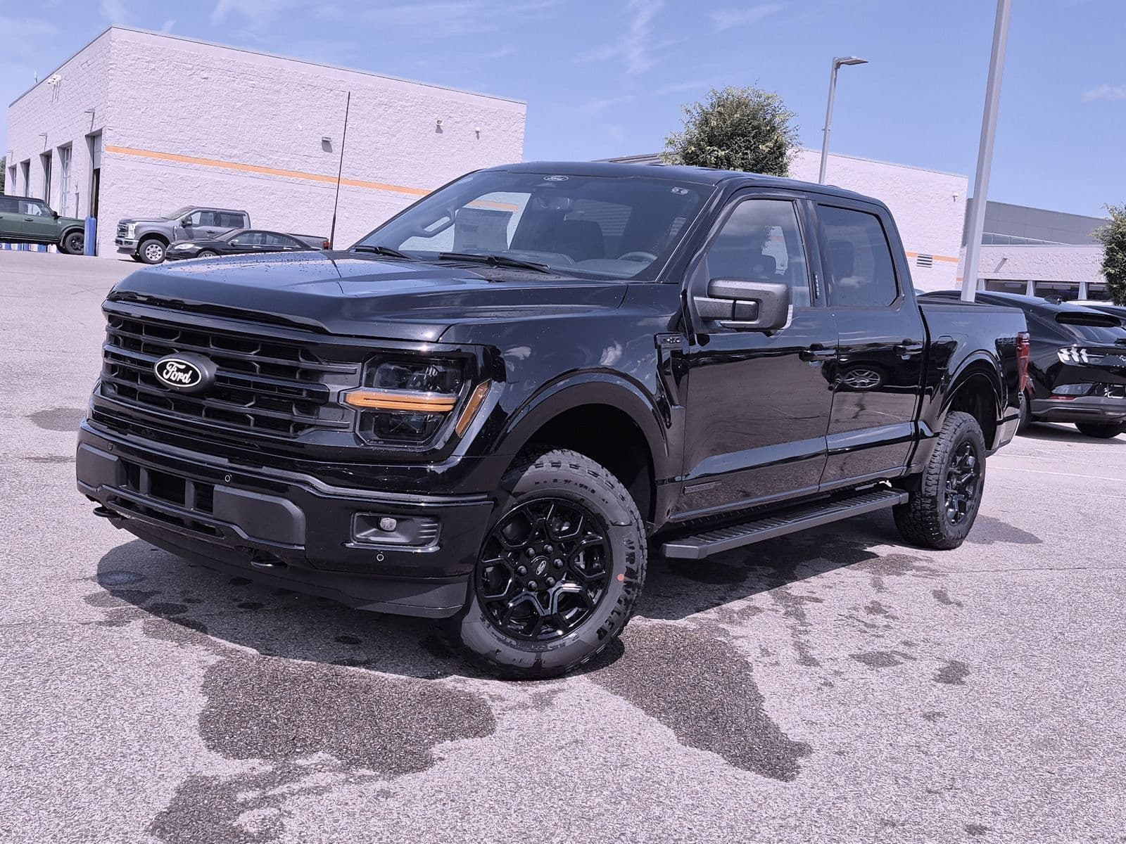 2026 Ford F-150 XLT — photo 1 of 77