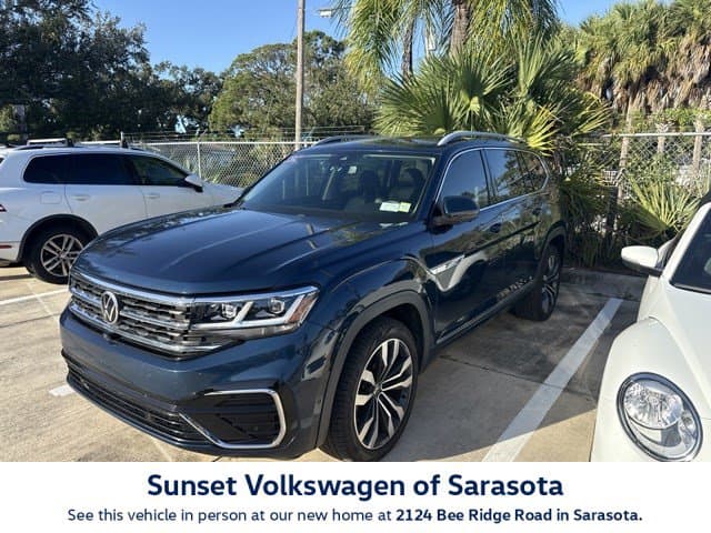 2022 Volkswagen Atlas 3.6L V6 SEL Premium R-Line — photo 1 of 4