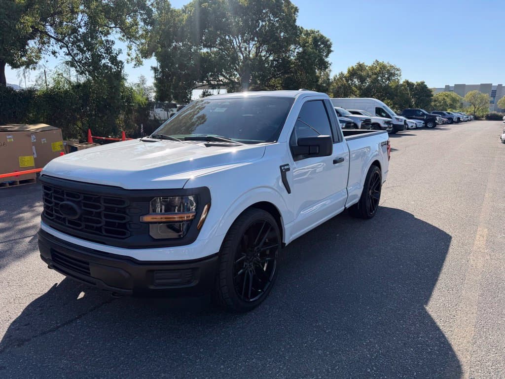 2024 Ford F-150 XL — photo 1 of 5