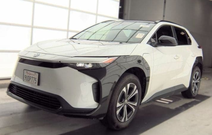 2023 Toyota bZ4X XLE — photo 1 of 7