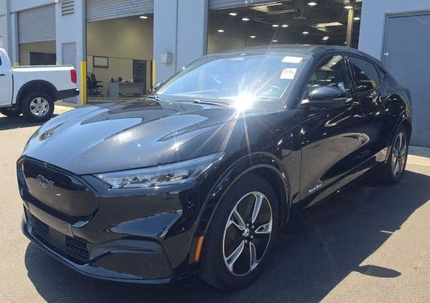 2023 Ford Mustang Mach-E Premium — photo 1 of 6