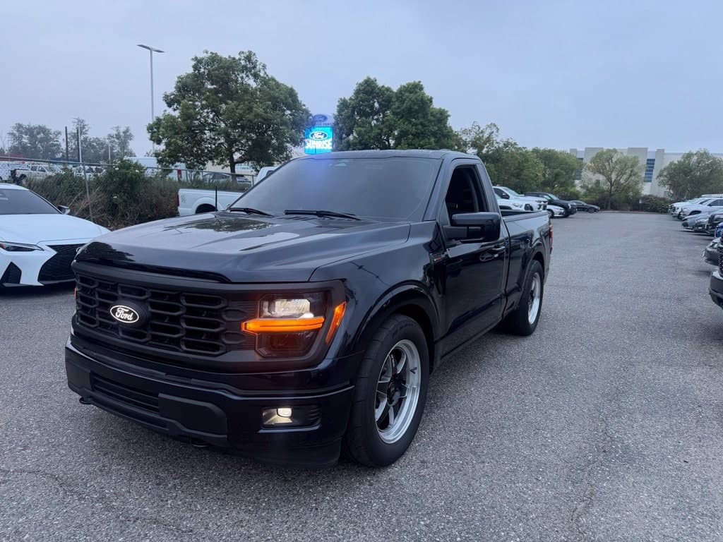2024 Ford F-150 XL — photo 1 of 5