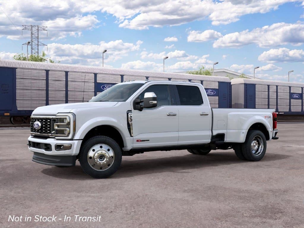 2027 Ford Super Duty F-450 DRW XL — photo 1 of 22