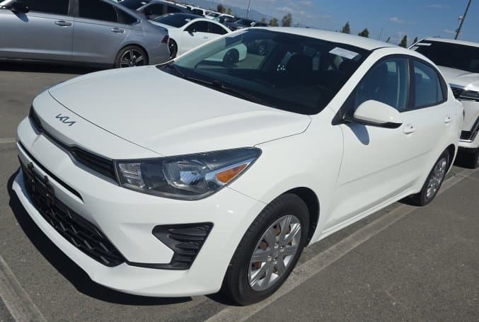 2022 Kia Rio S — photo 1 of 6