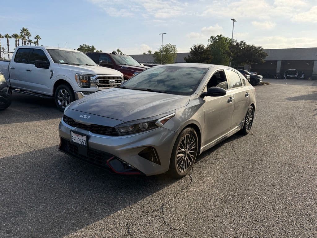 2023 Kia Forte GT-Line — photo 1 of 5