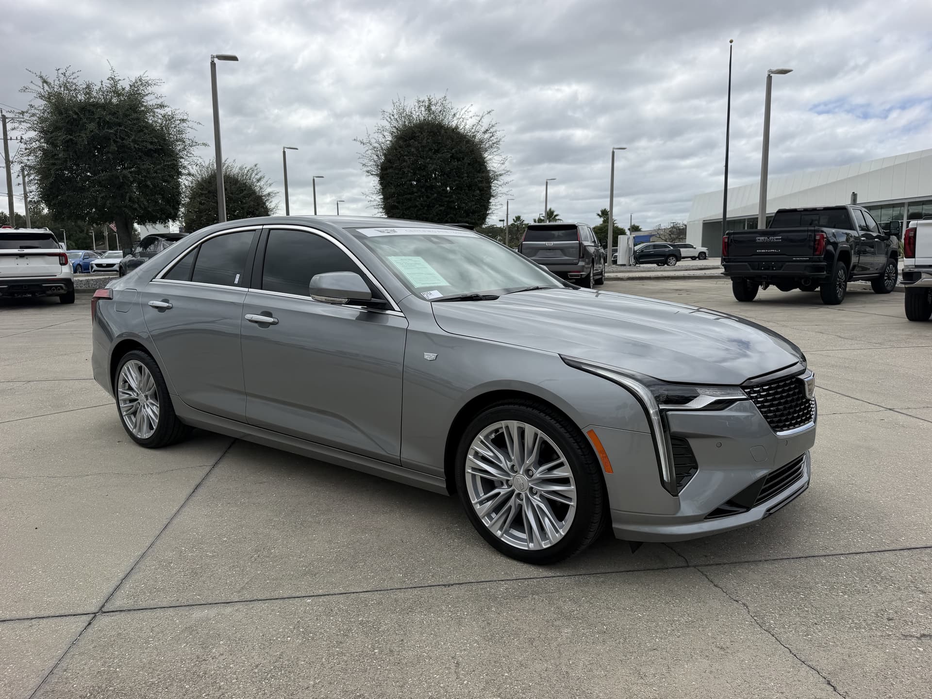 2025 Cadillac CT4 Premium Luxury — photo 1 of 35