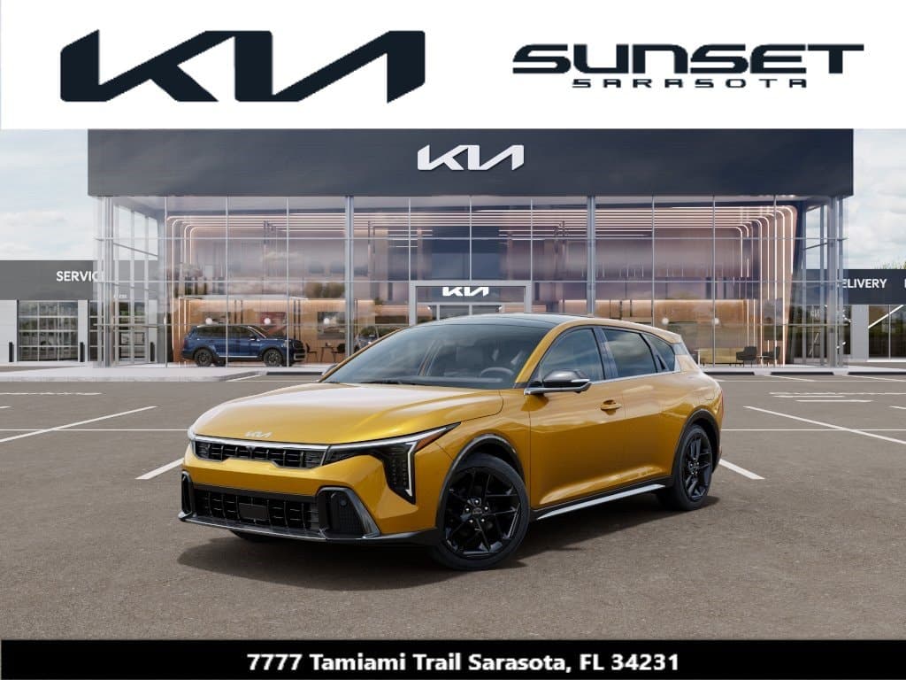 2026 Kia K4 Hatchback GT-Line Turbo — photo 1 of 27
