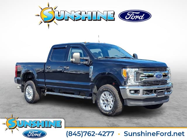 2017 Ford Super Duty F-250 SRW XLT — photo 1 of 32