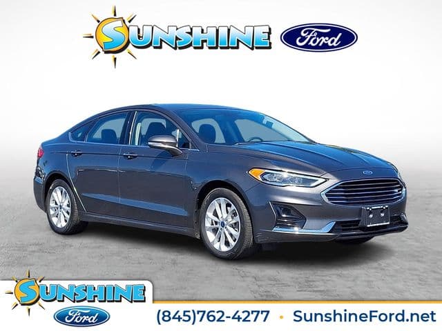 2020 Ford Fusion Hybrid SEL — photo 1 of 31