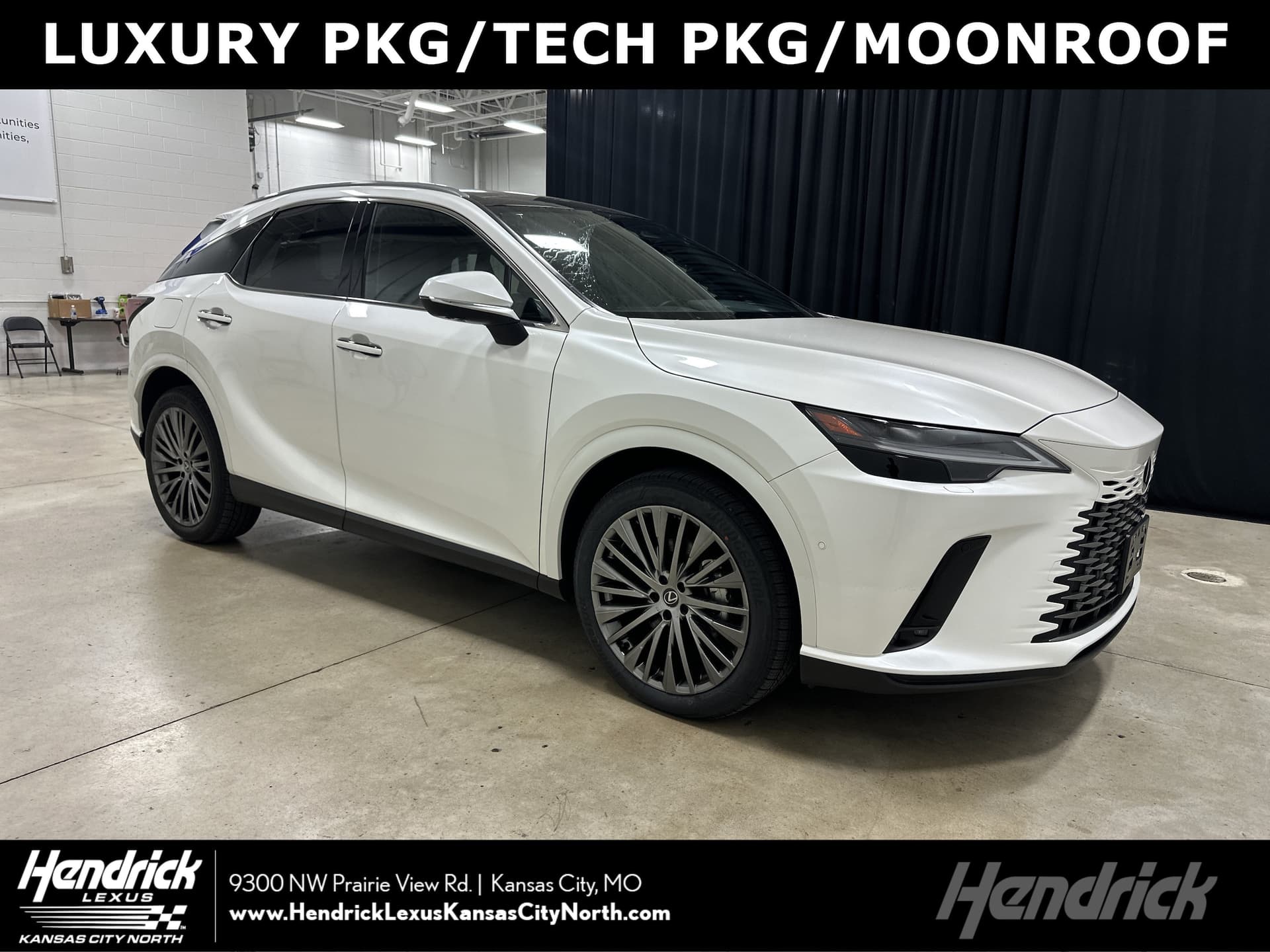 2025 Lexus RX RX 450h+ Luxury — photo 1 of 36