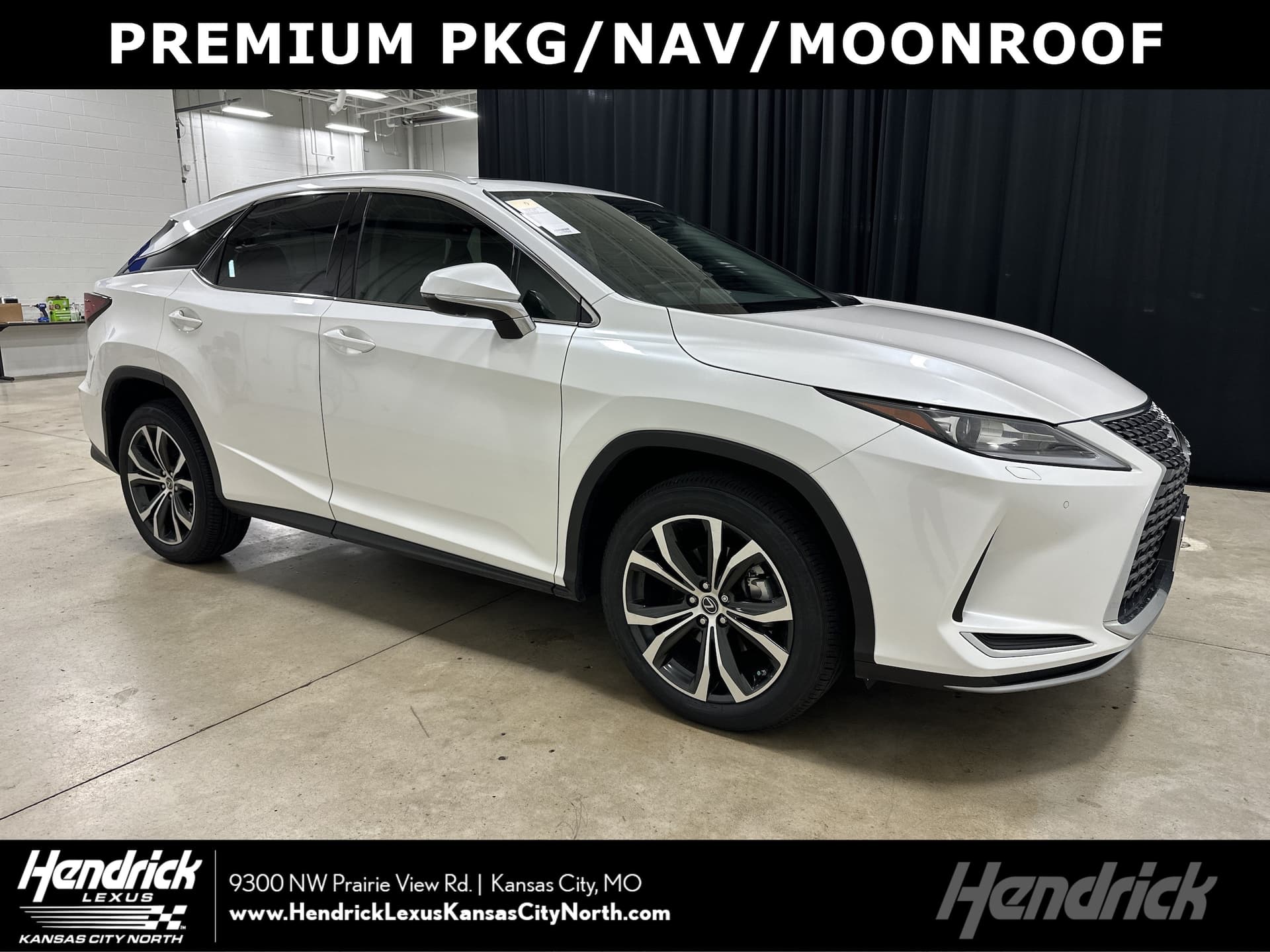2020 Lexus RX Base — photo 1 of 36