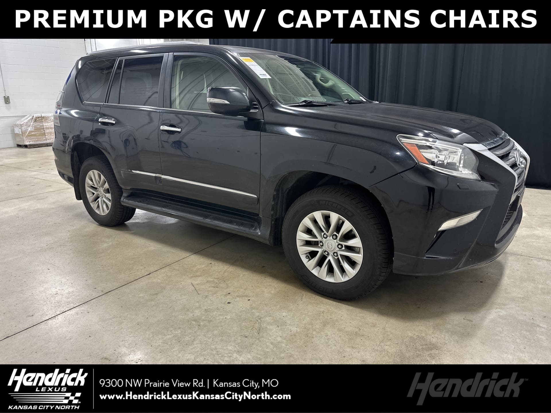 2017 Lexus GX Base — photo 1 of 36