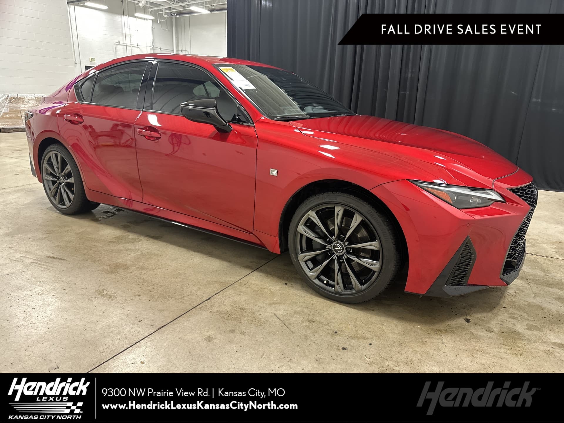 2025 Lexus IS Base — photo 1 of 36