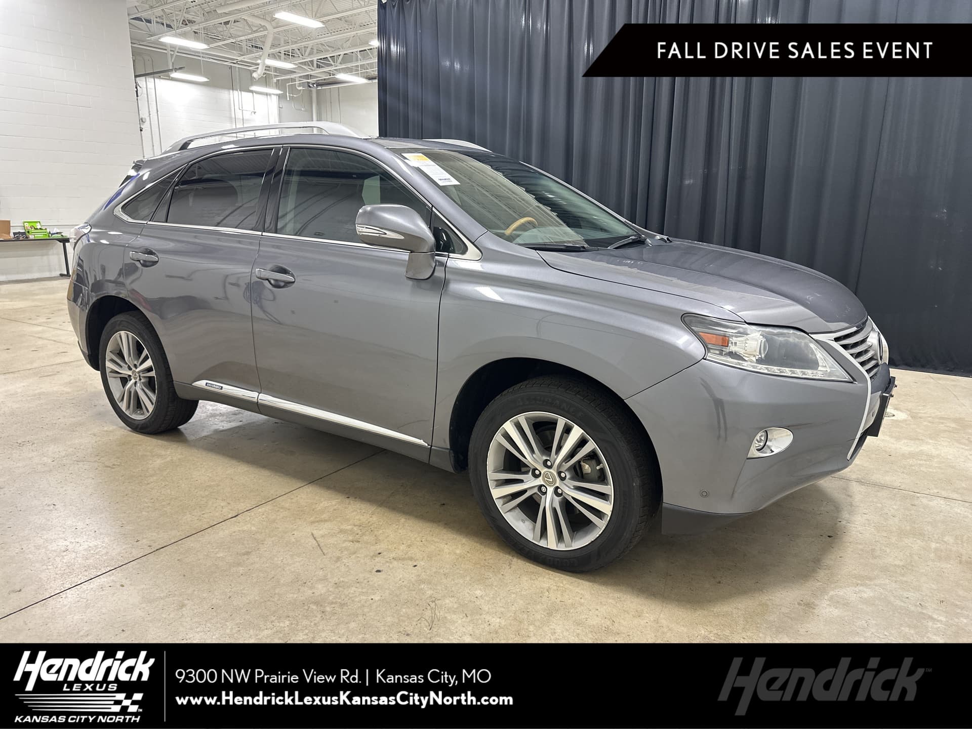 2015 Lexus RX 450h Base — photo 1 of 36