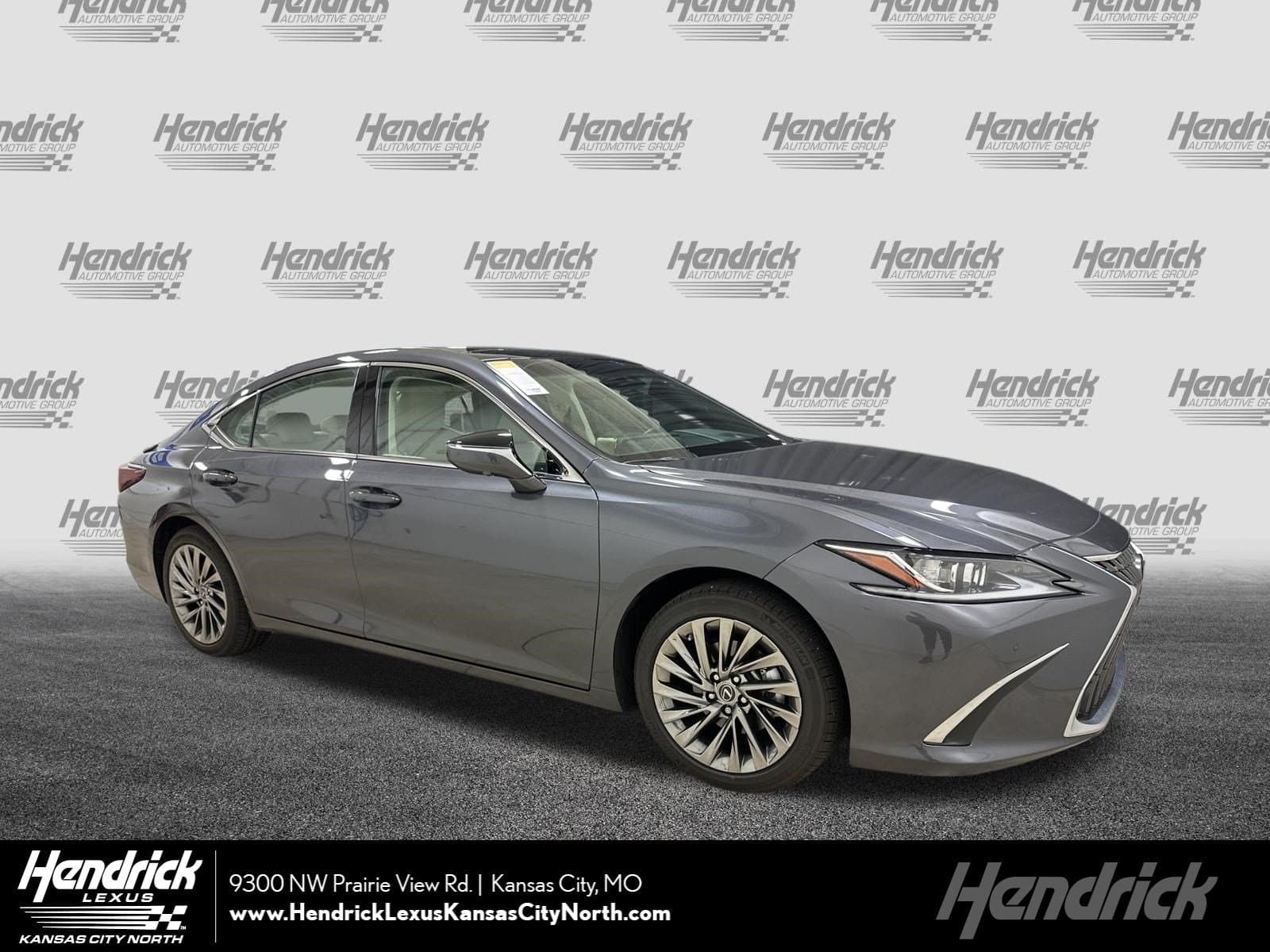 2025 Lexus ES ES 350 Luxury — photo 1 of 36