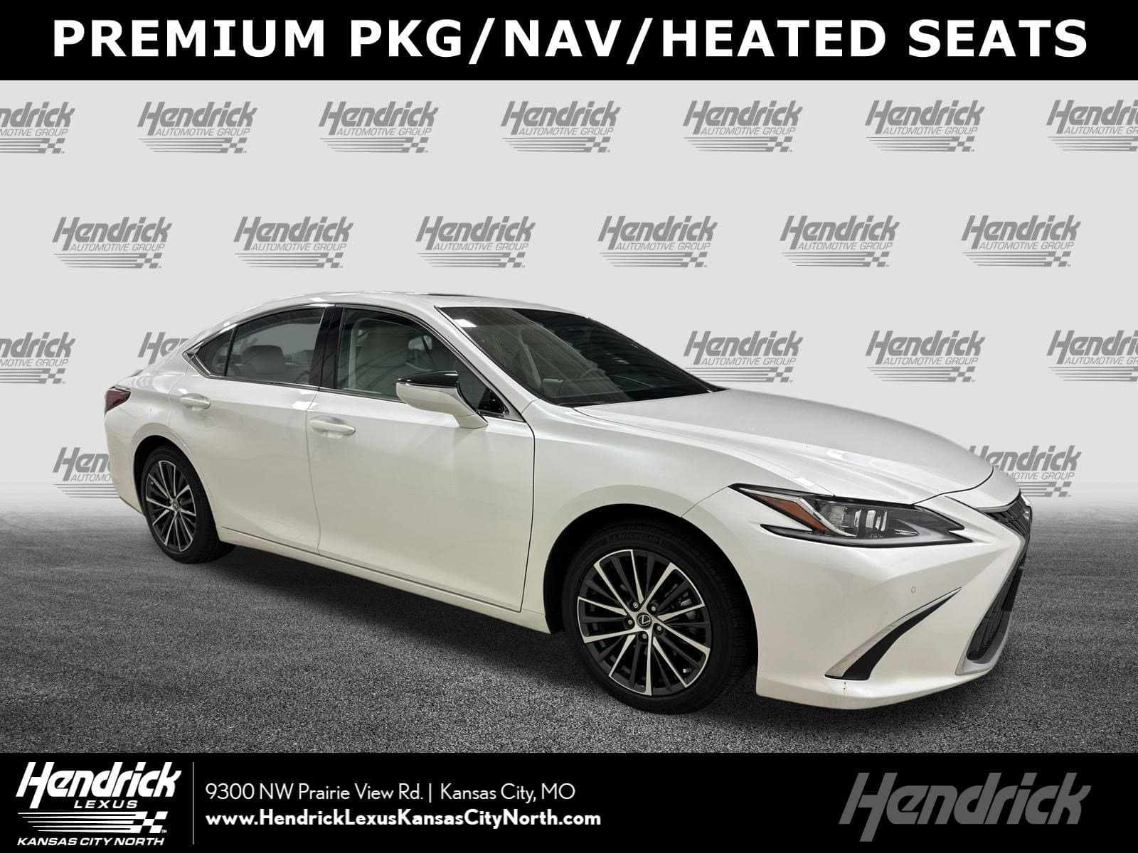 2025 Lexus ES Base — photo 1 of 36