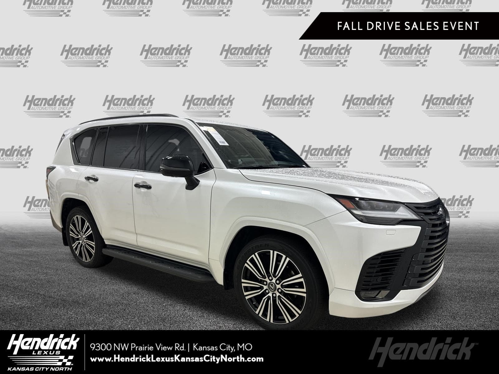 2023 Lexus LX LX 600 Luxury — photo 1 of 37