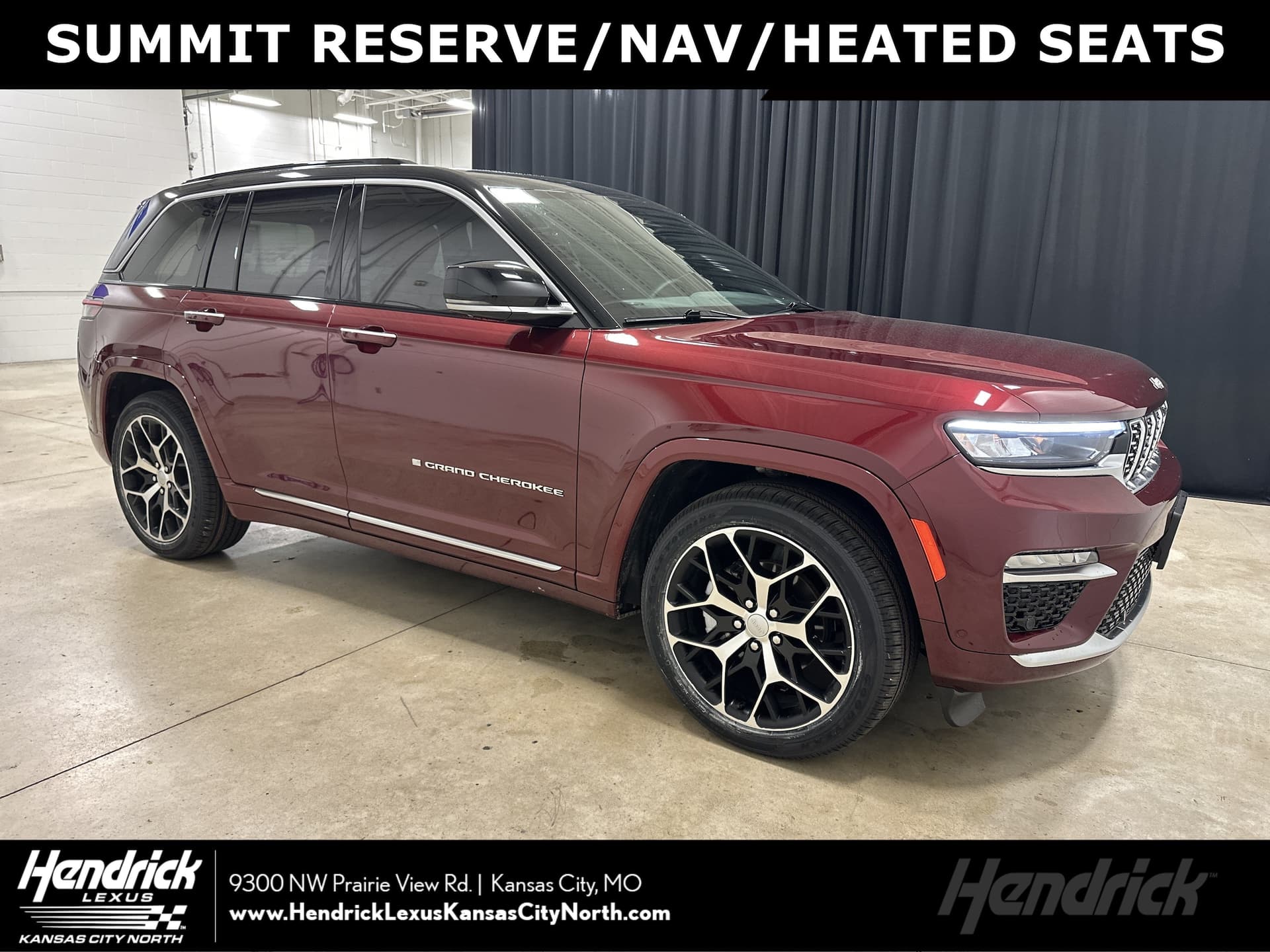 2025 Jeep Grand Cherokee Summit Reserve — photo 1 of 36