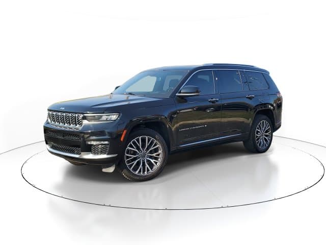2022 Jeep Grand Cherokee L Summit — photo 1 of 35
