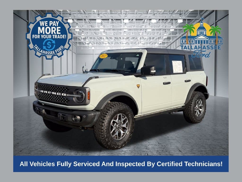 2022 Ford Bronco Badlands — photo 1 of 36